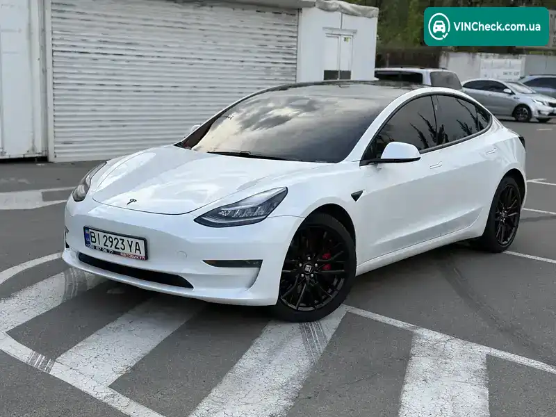 Tesla Model 3 2020, фото з оголошення 2 з 21, VIN 5YJ3E1EC3LF642287