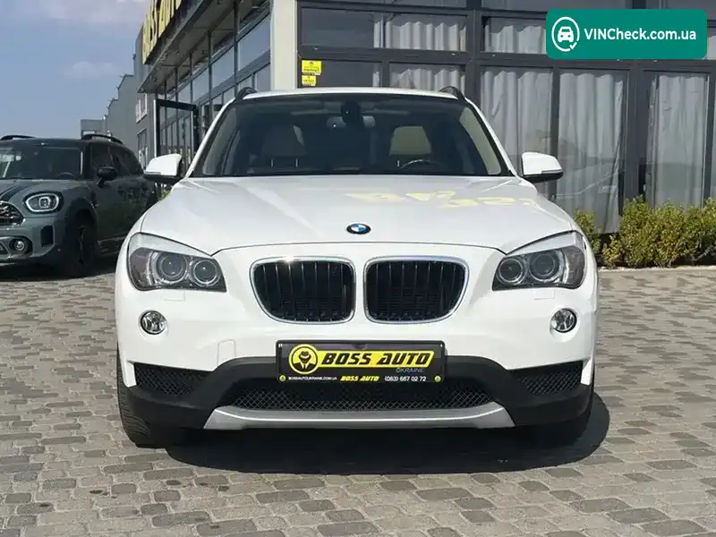 BMW X1 2012, фото з оголошення 2 з 21, VIN WBAVL1C58DVR83008