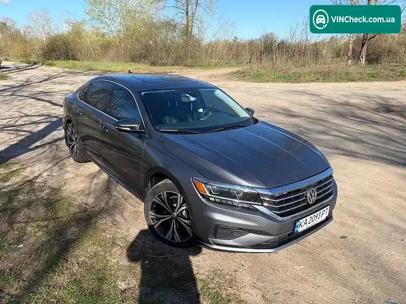 Volkswagen Passat 2020, фото з оголошення 2 з 21, VIN 1VWCA7A3XLC016475
