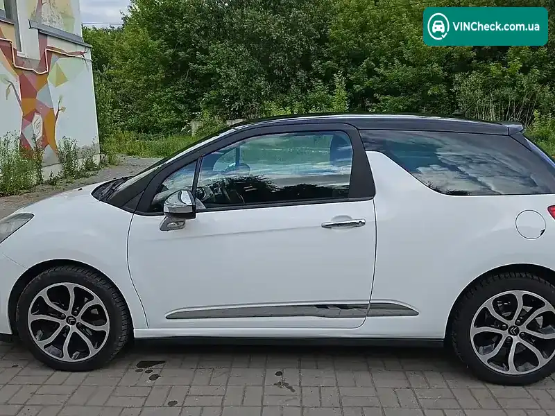 Citroen DS3 2010, фото з оголошення 2 з 8, VIN VF7SA5FS9AW583980
