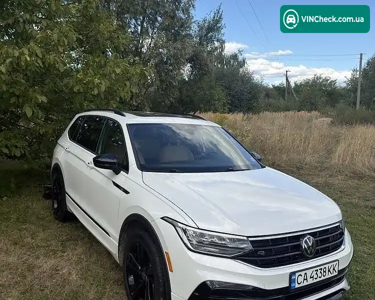 Volkswagen Tiguan 2023, фото з оголошення 2 з 17, VIN 3VV8B7AX9RM014086