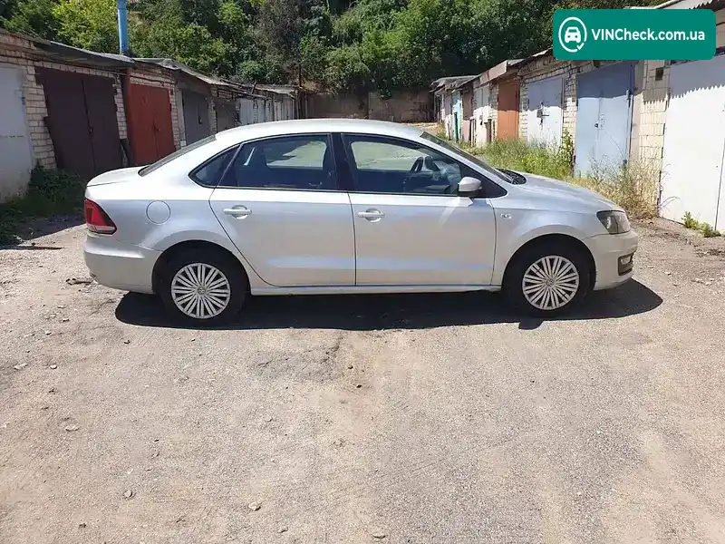Volkswagen Polo 2018, фото з оголошення 2 з 19, VIN XW8ZZZ61ZJG066274