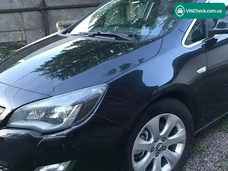 Opel Astra 2011, фото з оголошення 2 з 9, VIN W0LPE8EGXC8024928