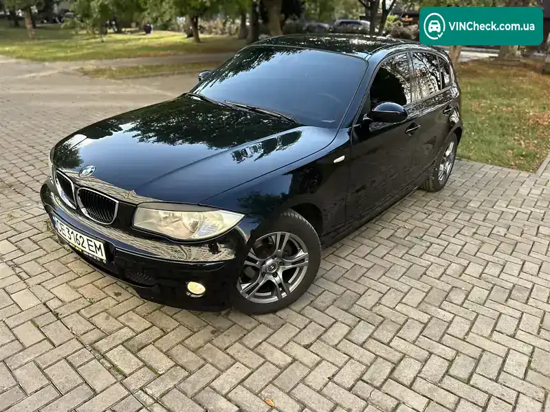 BMW 1 Series 2006, фото з оголошення 2 з 21, VIN WBAUF11010P013459