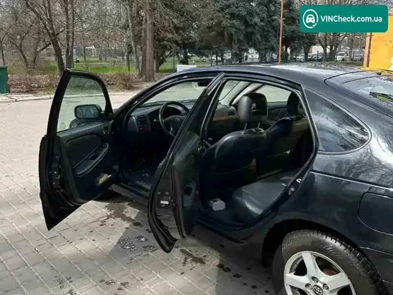 Toyota Avensis 2002, фото з оголошення 2 з 21, VIN SB164DBN00E089638