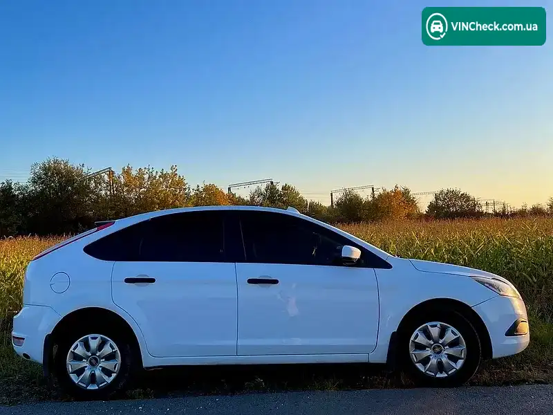 Ford Focus 2011, фото з оголошення 2 з 16, VIN WF0PXXWPDPBC74310