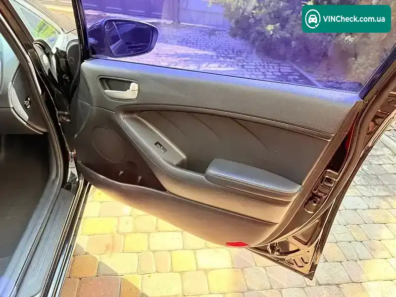 Kia Cerato 2013, фото з оголошення 2 з 20, VIN KNAFK411AD5804548