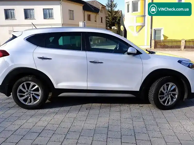 Hyundai Tucson 2017, фото з оголошення 2 з 10, VIN TMAJ3813DJJ585288