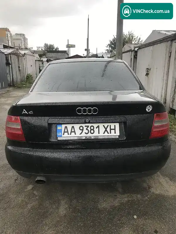 Audi A4 1998, фото з оголошення 2 з 11, VIN WAUZZZ8DZWA209679