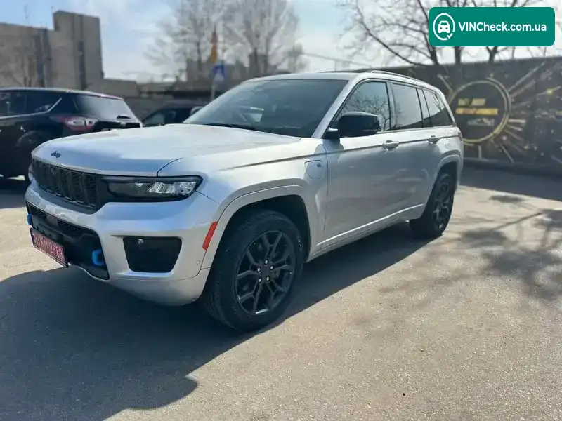 Jeep Grand Cherokee 2023, фото з оголошення 2 з 21, VIN 1C4RJYB6XP8905569