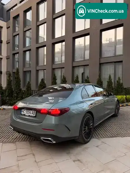 Mercedes-Benz E-Class 2023, фото з оголошення 2 з 9, VIN W1KLF5FB8RA005235