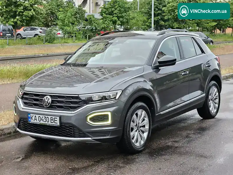 Volkswagen T-Roc 2021, фото з оголошення 2 з 21, VIN WVGZZZA1ZMV127878