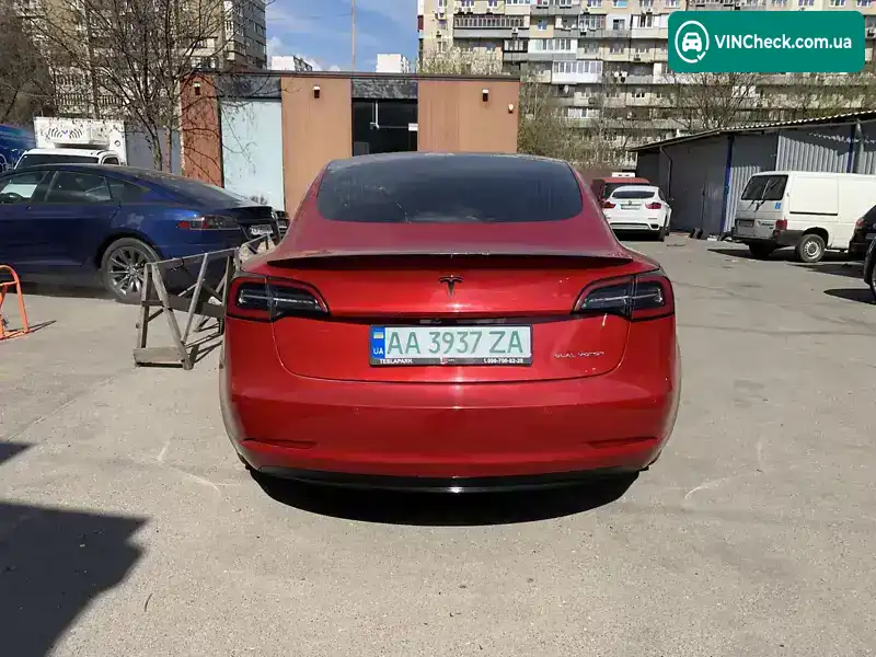 Tesla Model 3 2020, фото з оголошення 2 з 21, VIN 5YJ3E1EB5LF628575