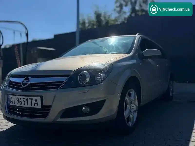 Opel Astra 2008, фото з оголошення 2 з 9, VIN W0L0AHL3582122596