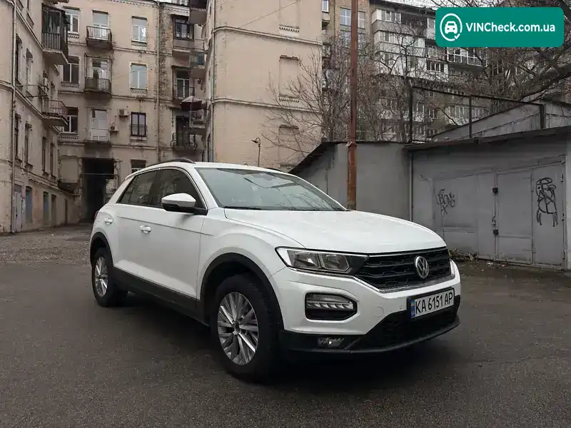 Volkswagen T-Roc 2019, фото з оголошення 1 з 11, VIN WVGZZZA1ZLV042599