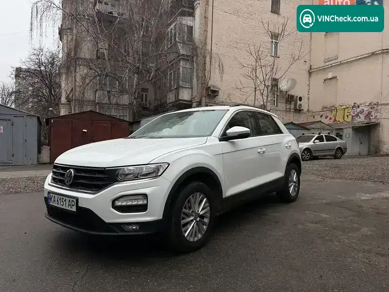 Volkswagen T-Roc 2019, фото з оголошення 2 з 11, VIN WVGZZZA1ZLV042599