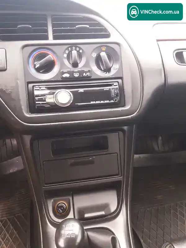 Honda Accord 2002, фото з оголошення 2 з 20, VIN SHHCH67402U304054