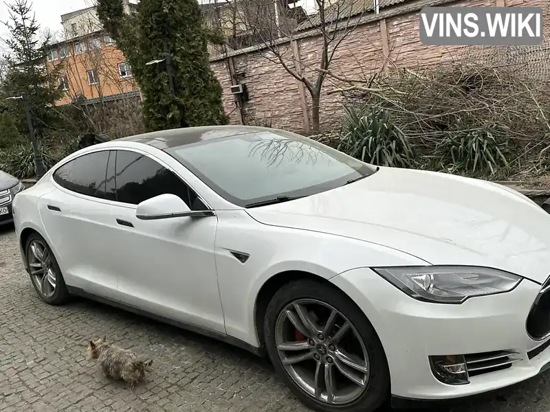 Tesla Model S 2013, фото з оголошення 2 з 10, VIN 5YJSA1DG1DFP11068