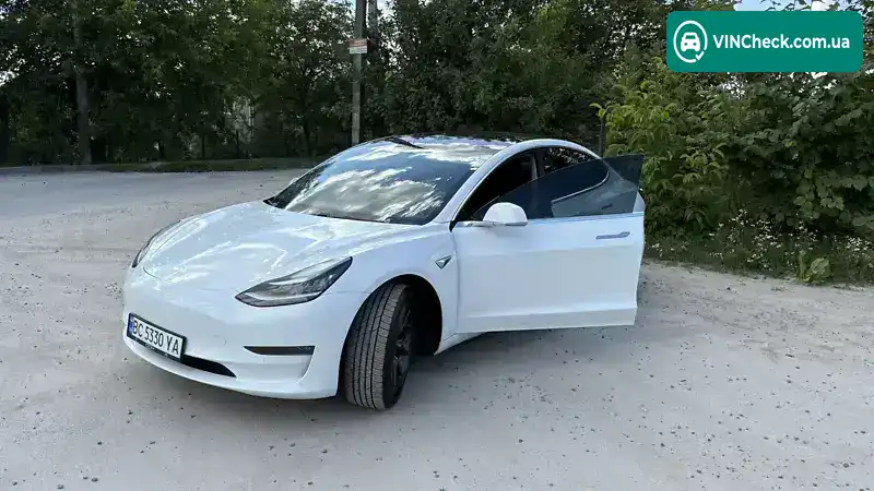 Tesla Model 3 2018, фото з оголошення 1 з 21, VIN 5YJ3E1EA0JF023433