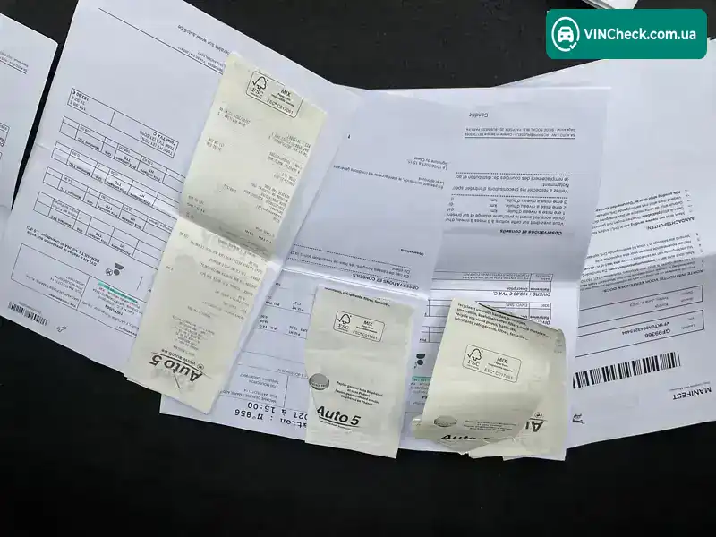 Renault Laguna 2010, фото з оголошення 2 з 20, VIN VF1KT0A0643215484