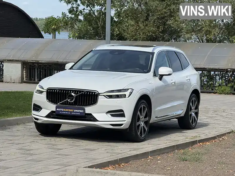Volvo XC60 2020, фото з оголошення 1 з 21, VIN YV4BR0DL9L1550702