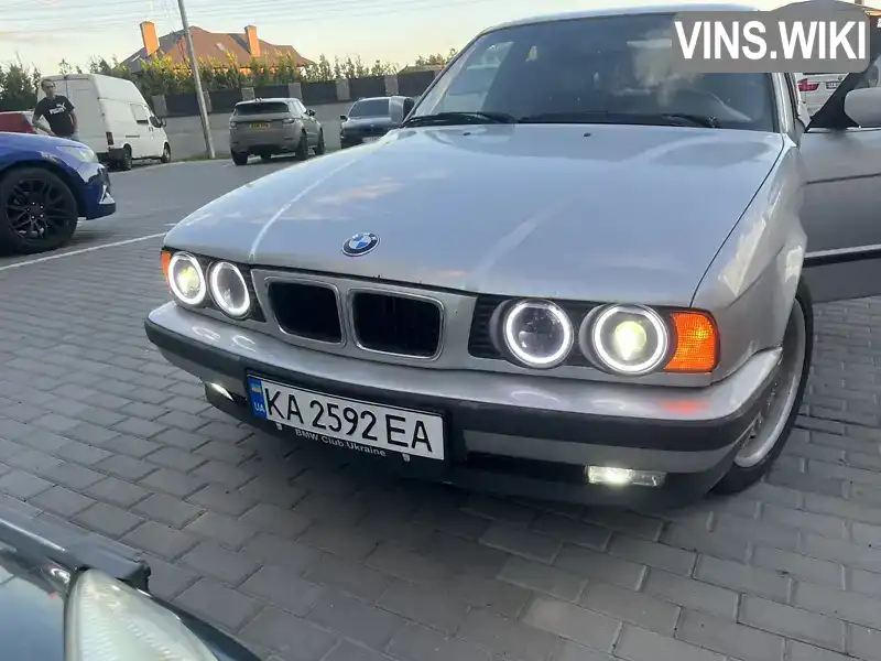 BMW 5 Series 1993, фото з оголошення 1 з 12, VIN WBAHD51080BG61928
