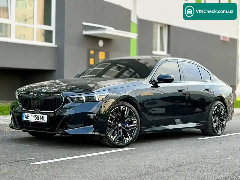 BMW 5 Series 2025, фото з оголошення 2 з 20, VIN WBA31FL050CU98152