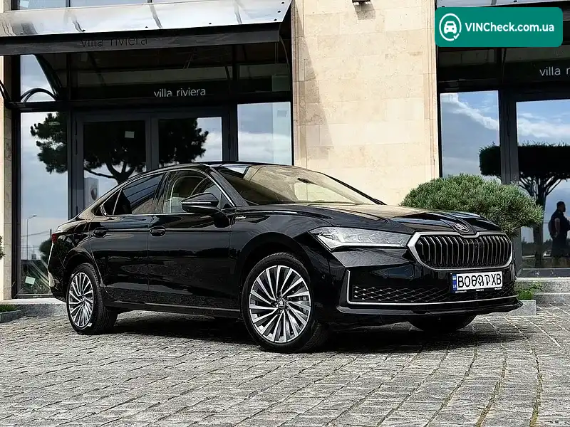 Skoda Superb 2025, фото з оголошення 2 з 20, VIN TMBCR0NZ5TC023979