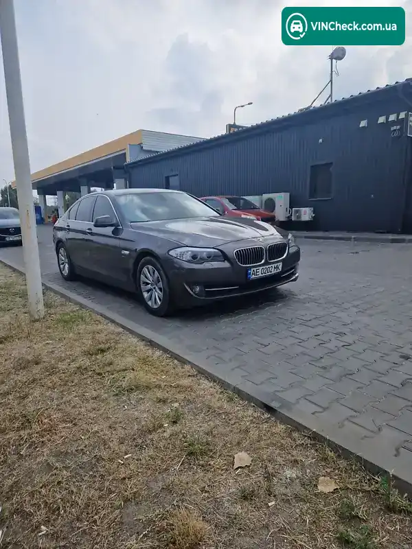 BMW 5 Series 2012, фото з оголошення 2 з 10, VIN WBAXH31070DX38018