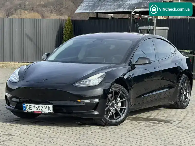 Tesla Model 3 2019, фото з оголошення 1 з 21, VIN 5YJ3E1EA6KF192986