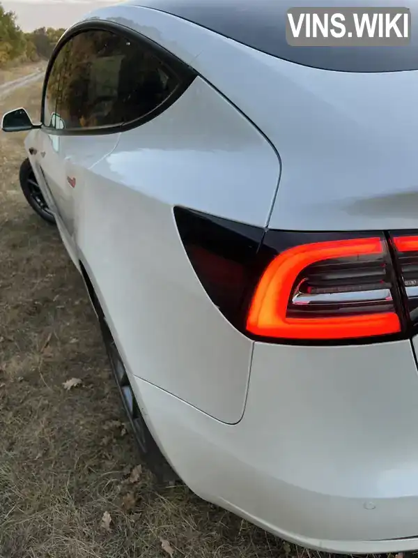 Tesla Model 3 2020, фото з оголошення 2 з 20, VIN 5YJ3E1EA4MF854745