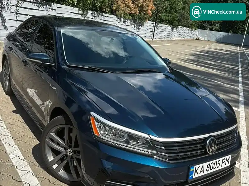 Volkswagen Passat 2017, фото з оголошення 1 з 20, VIN 1VWAA7A32JC011713