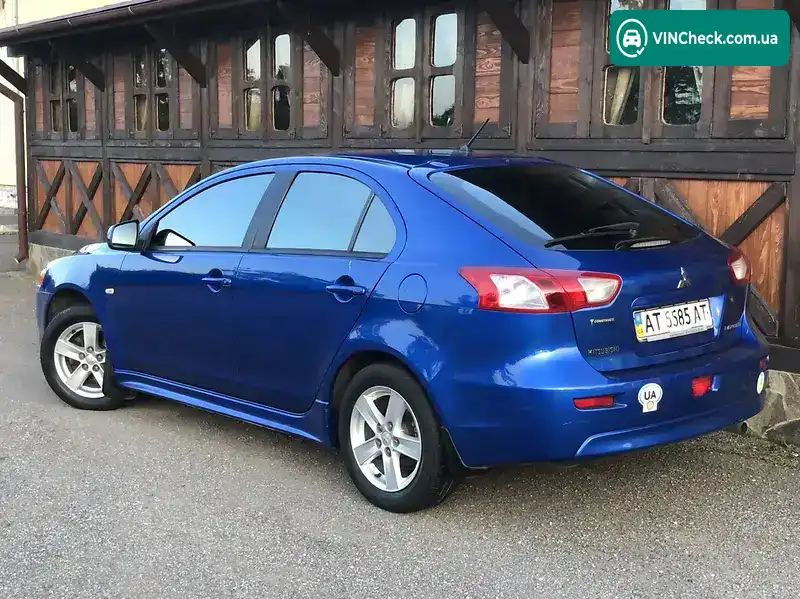 Mitsubishi Lancer 2009, фото з оголошення 2 з 2, VIN JMBLTCX3A9U000400