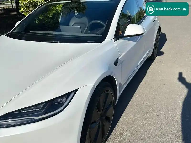Tesla Model 3 2024, фото з оголошення 1 з 12, VIN 5YJ3E1EB0RF809818
