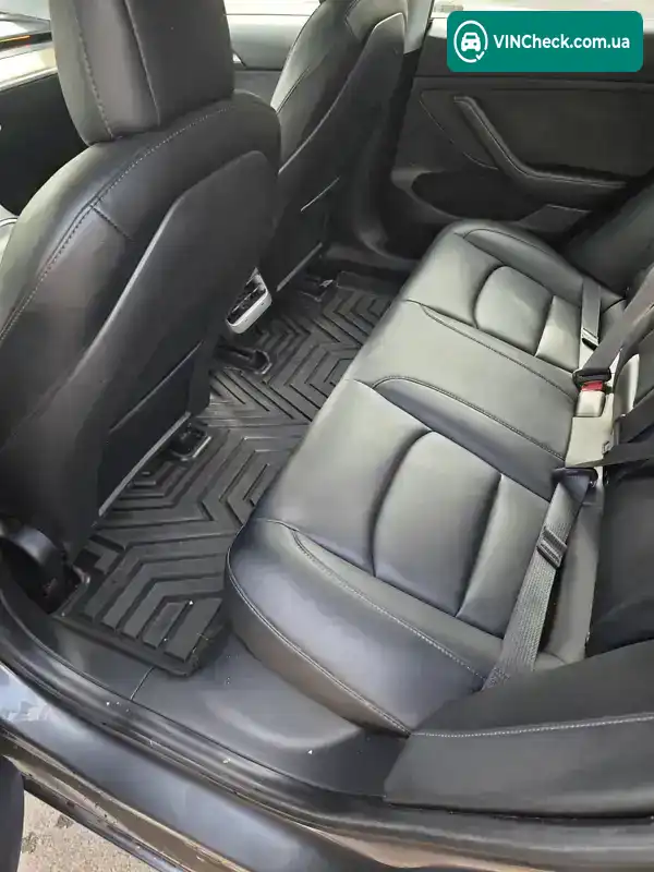 Tesla Model 3 2021, фото з оголошення 1 з 11, VIN 5YJ3E1EA0MF083488