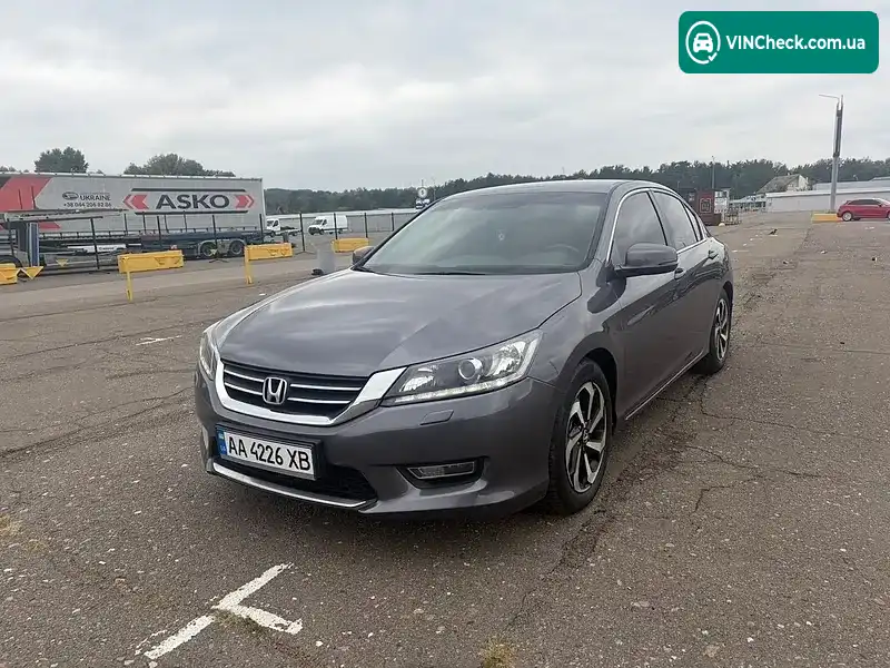 Honda Accord 2013, фото з оголошення 2 з 20, VIN 1HGCR2650DA703881