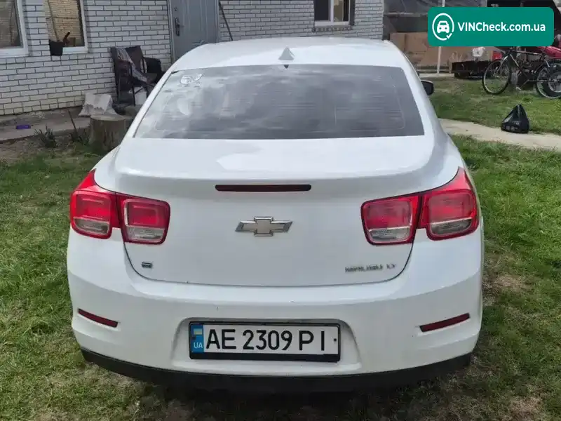 Chevrolet Malibu 2014, фото з оголошення 2 з 13, VIN 1G11C5SL0EF297154