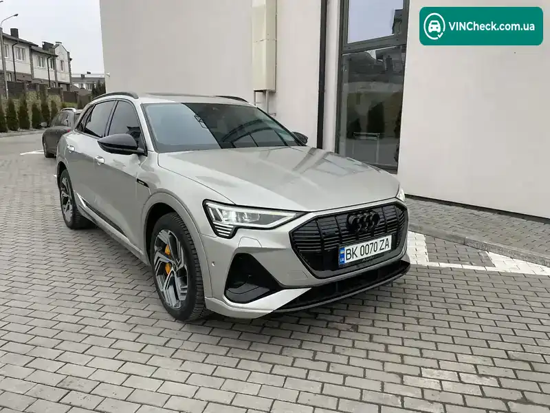 Audi e-tron 2022, фото з оголошення 1 з 15, VIN LFWVB9GE0N3501040