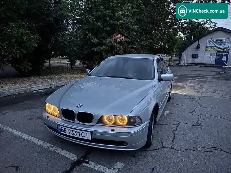 BMW 5 Series 2002, фото з оголошення 2 з 18, VIN WBADT21090GZ08955