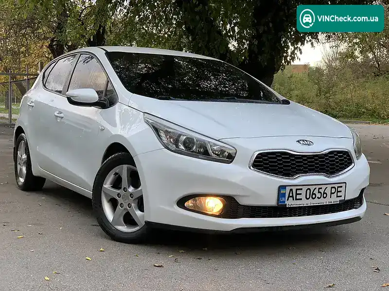 Kia Ceed 2012, фото з оголошення 2 з 13, VIN U5YHN512BDL028314