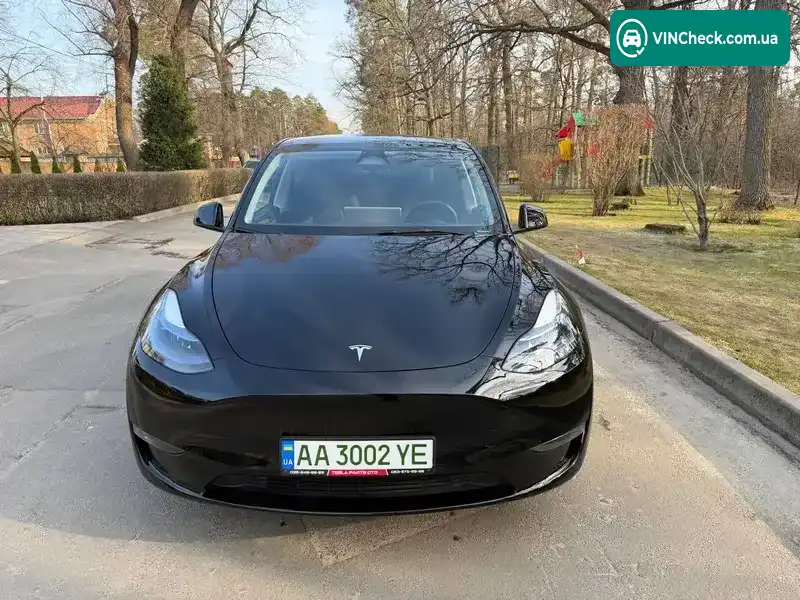 Tesla Model Y 2023, фото з оголошення 2 з 21, VIN 7SAYGDEE8PA138813