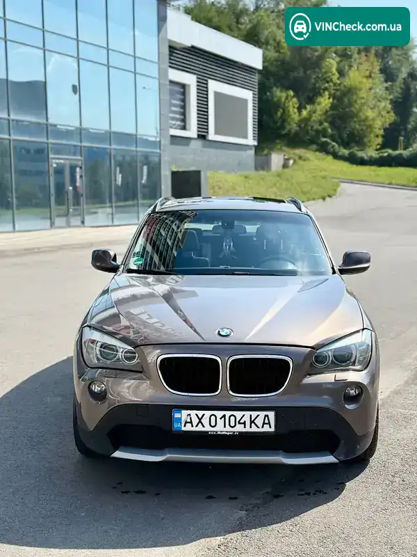 BMW X1 2011, фото з оголошення 1 з 20, VIN WBAVP11080VR64058