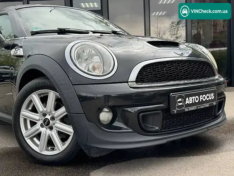 MINI Coupe 2011, фото з оголошення 2 з 20, VIN WMWSX71080T142569