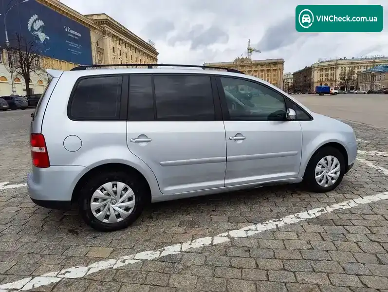 Volkswagen Touran 2006, фото з оголошення 2 з 11, VIN WVGZZZ1TZ6W086376