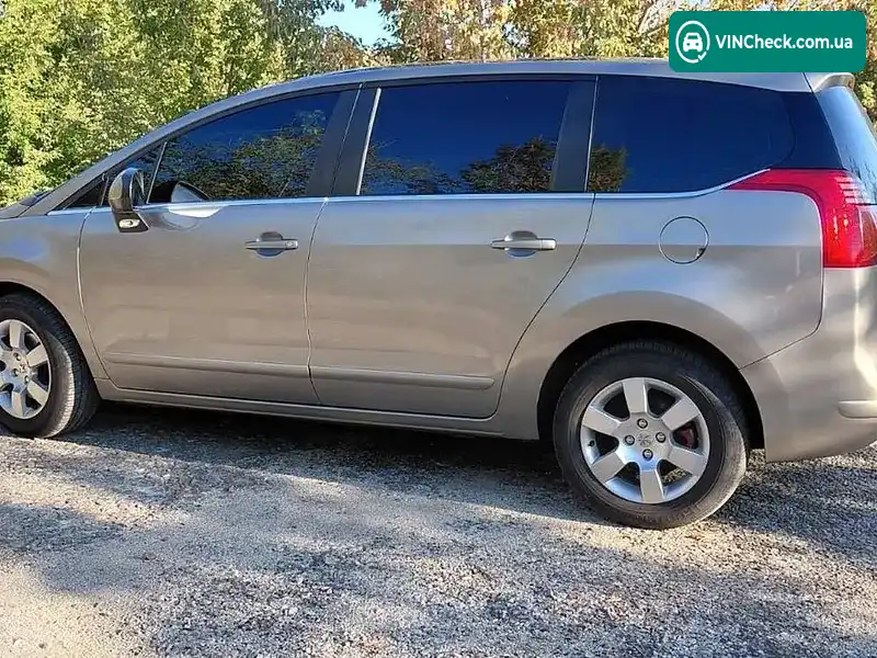 Peugeot 5008 2010, фото з оголошення 1 з 20, VIN VF30ARHE8AS205907