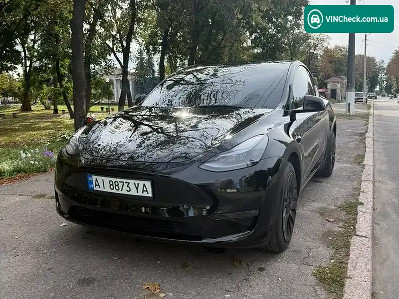 Tesla Model Y 2023, фото з оголошення 2 з 9, VIN 7SAYGDEE8PF801641