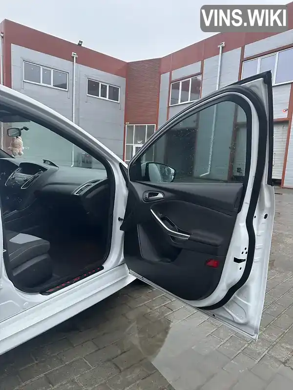 Ford Focus 2018, фото з оголошення 2 з 19, VIN 1FADP3L93JL331895