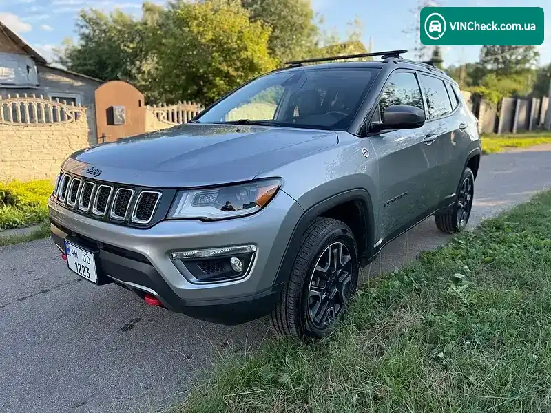 Jeep Compass 2019, фото з оголошення 2 з 12, VIN 3C4NJDDB5KT722334