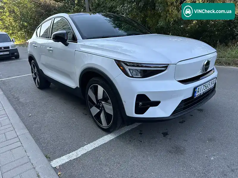 Volvo C40 Recharge 2022, фото з оголошення 2 з 21, VIN YV4ED3GL0P2043647