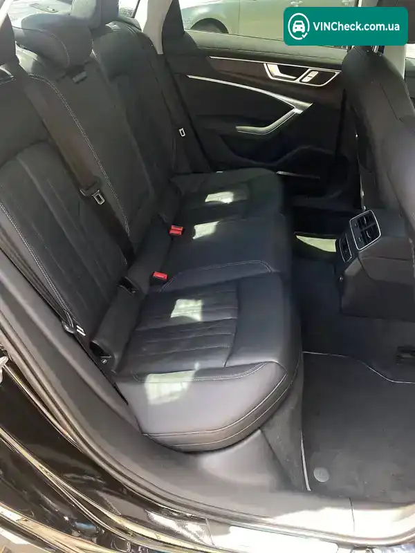 Audi A6 2019, фото з оголошення 2 з 7, VIN WAUE8AF22KN120754
